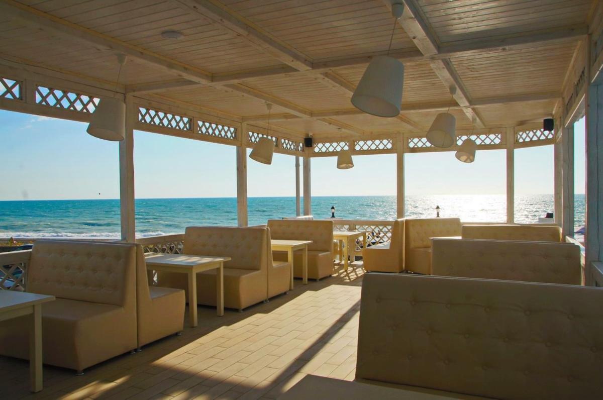 Hotel Paradise Beach Alakhadzi Exterior foto